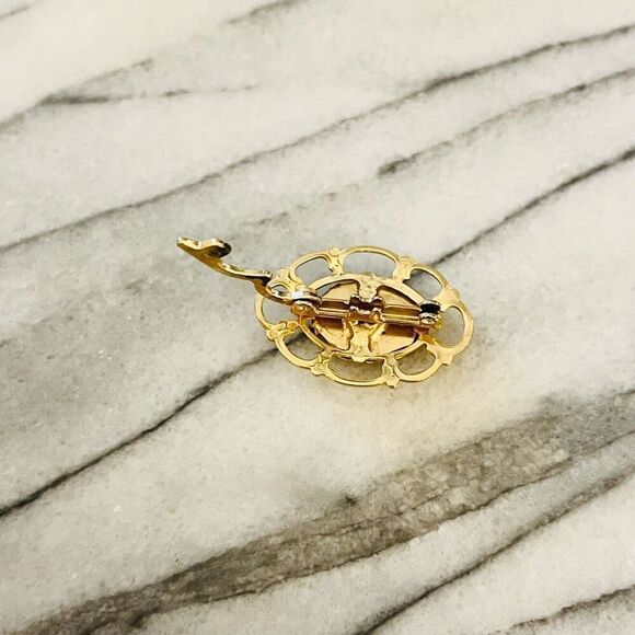 Vintage Crystal Pendant with Faux Pearl Necklace Blue Gold Toned Metal Cream - Picture 7 of 8